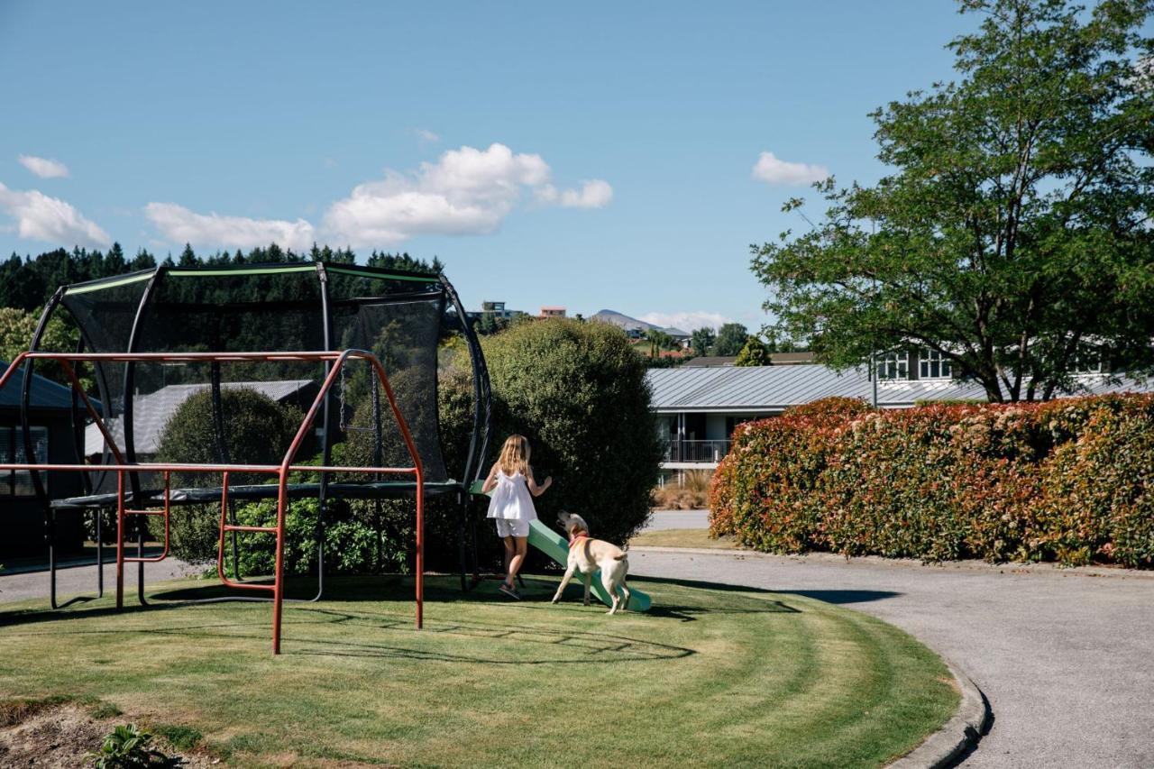 5 - Delightful Space In Tranquil Neighbourhood, Close To The Lake Wanaka Bagian luar foto