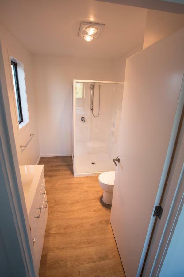 5 - Delightful Space In Tranquil Neighbourhood, Close To The Lake Wanaka Bagian luar foto