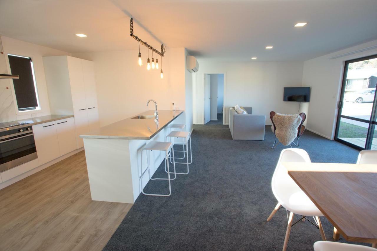 5 - Delightful Space In Tranquil Neighbourhood, Close To The Lake Wanaka Bagian luar foto